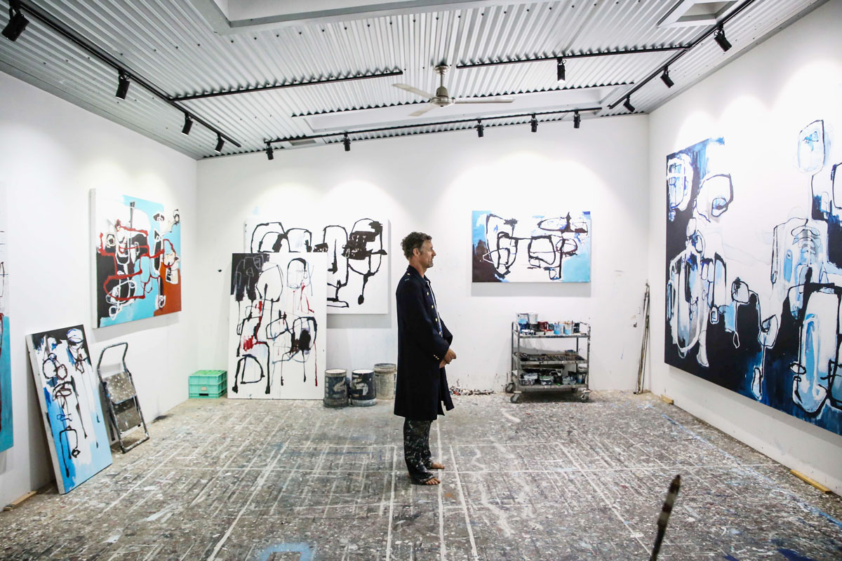 Artist Brendan Kelly in his studio. Australian abstract art for sale on Bluethumb.