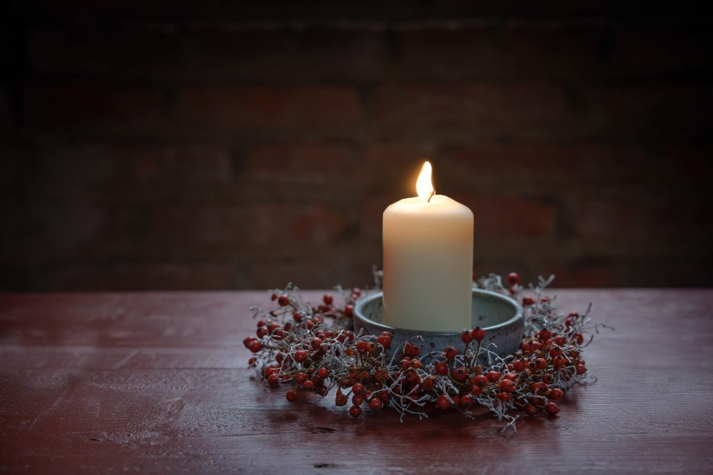 Candles Christmas craft on Bluethumb